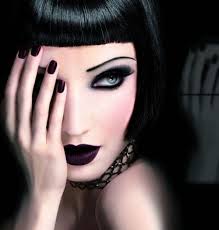Trend Autunno 2015 - Goth Makeup 04